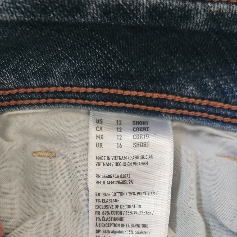 American Eagle Outfitters Light Blue Flare Jeans - Picture 5 of 6